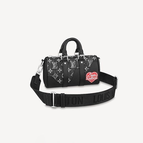 先行予約 NIGOコラボ ルイヴィトン キーポルXS 偽物 モノグラム 2色 M81011